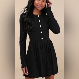 Lulus NWT “Beyond Sweet” Black Pearl Pleated Mini Sweater Dress.  Size Large.